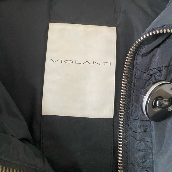 *SOLD* Violanti Belted Winter Jacket with Optional Fur Hood - Picture 3 of 4